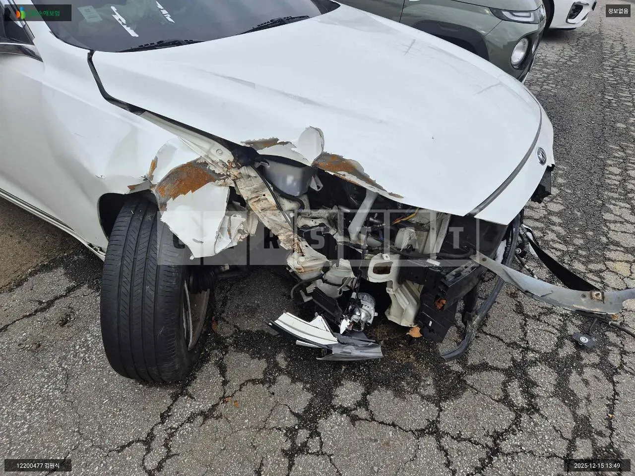 Photo 2 of 13: 2019 Kia K7, VIN KNALC418BKA167791 — Korean insurance auction