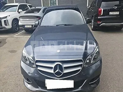 Photo 1 of 45: 2015 Mercedes-Benz E220 BlueTec, VIN WDDHF0AB1GB274443 — Korean insurance auction