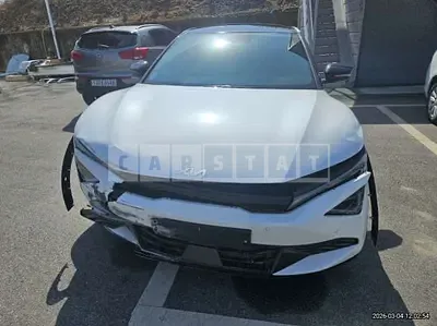 Photo 1 of 27: 2025 Kia EV6 — Korean insurance auction