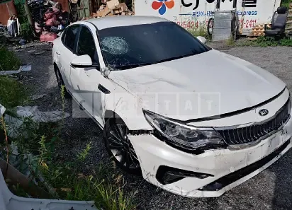 Photo 2 of 8: 2019 Kia K5, VIN KNAGW411BKA271593 — Korean insurance auction