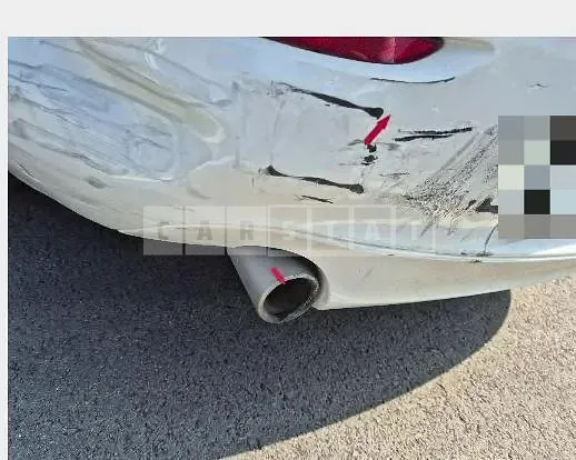 Photo 2 of 11: 2018 BMW 118d — Korean insurance auction