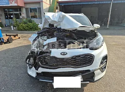 Photo 1 of 19: 2019 Kia Sportage — Korean insurance auction