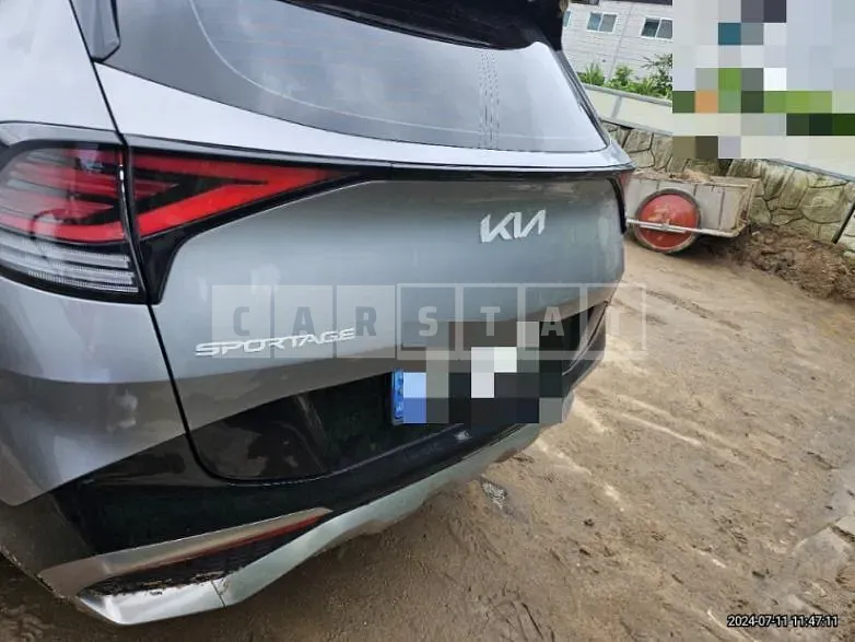 Photo 2 of 21: 2022 Kia Sportage 2.0 — Korean insurance auction