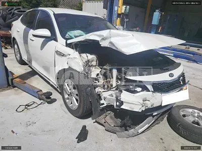 Photo 1 of 6: 2015 Kia K5, VIN KNAGS416BGA014102 — Korean insurance auction