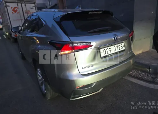 Photo 2 of 7: 2016 Lexus NX300h — Korean insurance auction