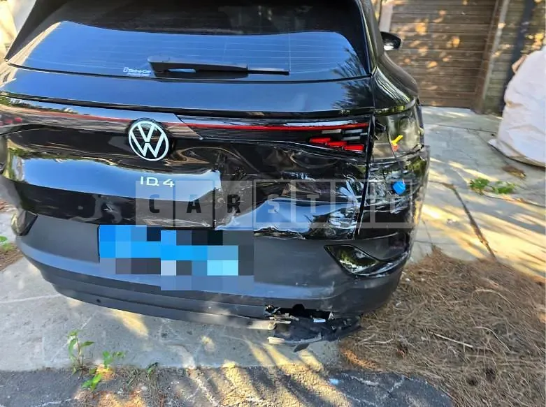 Photo 2 of 12: 2023 Volkswagen ID.4 Pro Electric Car, VIN WVGZZZE2ZPE052356 — Korean insurance auction