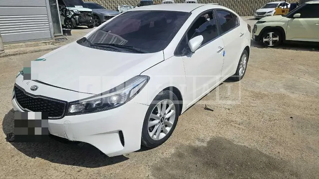 Photo 2 of 5: 2016 Kia Kz 1.SH — Korean insurance auction