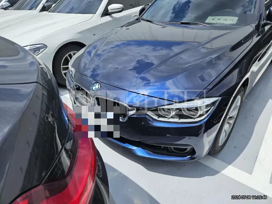 Photo 2 of 19: 2015 BMW 320d xDrive — Korean insurance auction
