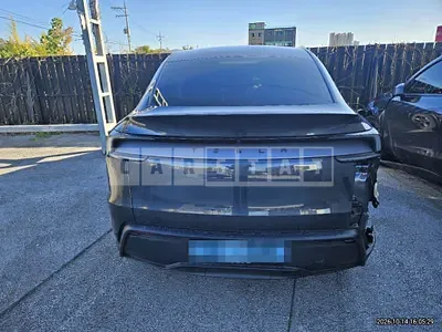 Photo 1 of 14: 2025 Tesla Model Y RWD — Korean insurance auction