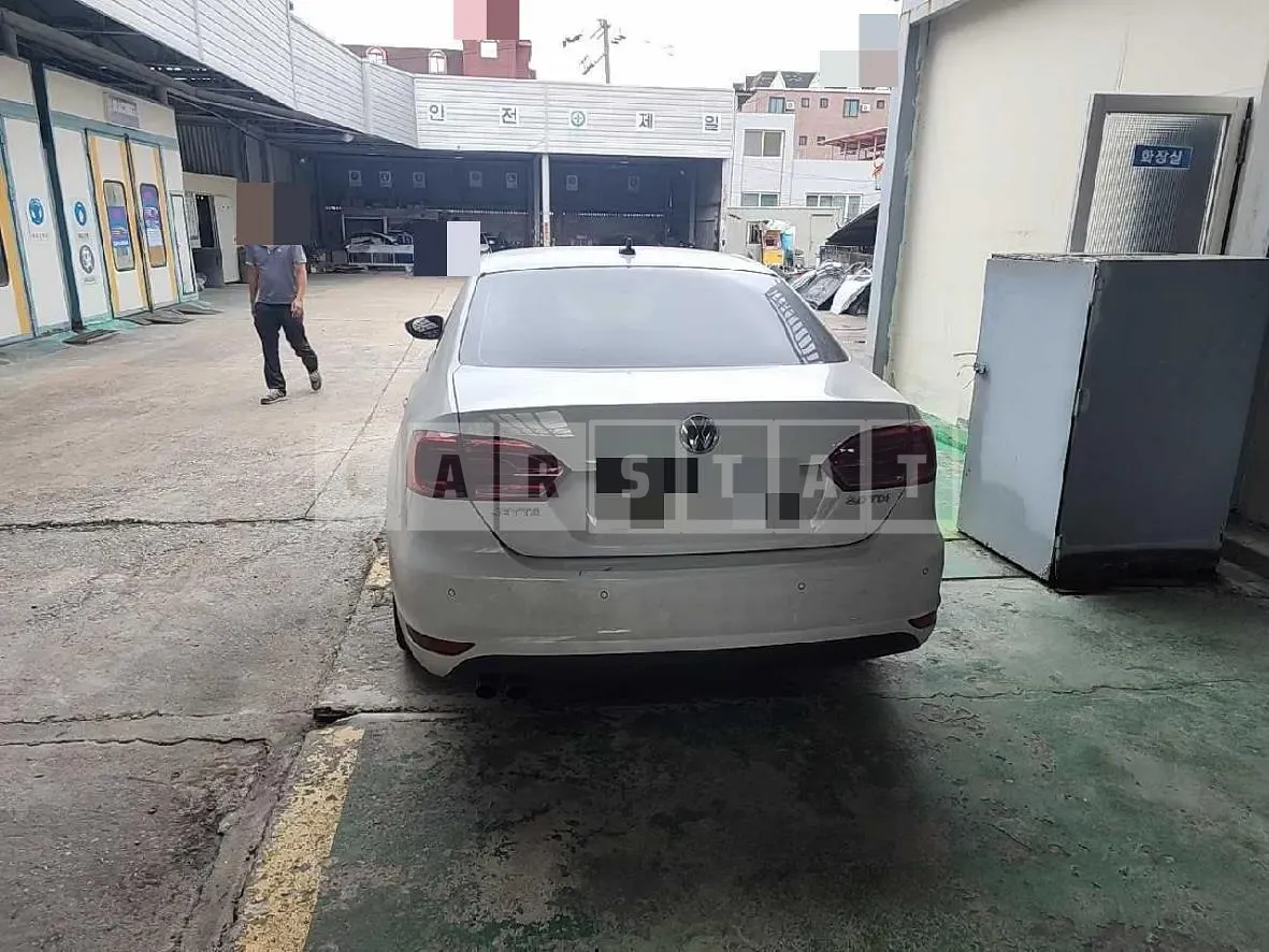 Photo 2 of 12: 2014 Volkswagen Zeta 2.0 TDI — Korean insurance auction