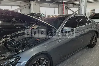 Photo 1 of 9: 2020 Mercedes-Benz E300 4Matic, VIN WDDZF4KB4LA728209 — Korean insurance auction
