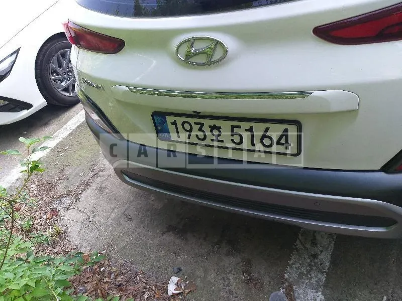 Photo 2 of 33: 2023 Hyundai Kona — Korean insurance auction