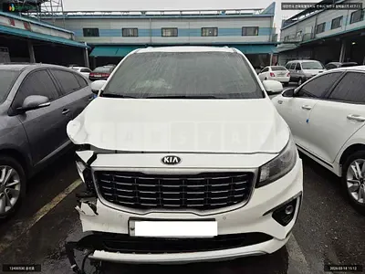 Photo 1 of 10: 2018 Kia Carnival, VIN KNAMC81ABKS478276 — Korean insurance auction