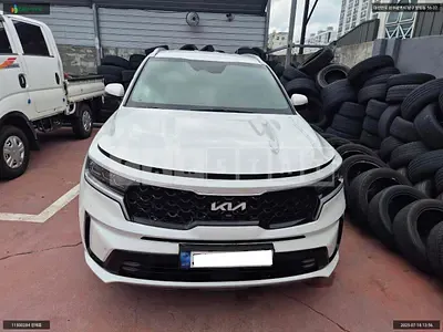 Photo 1 of 21: 2021 Kia Sorento, VIN KNARL81BHNA117753 — Korean insurance auction