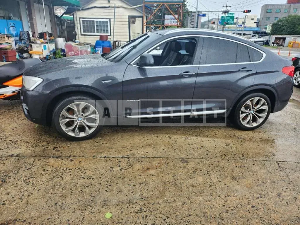 Photo 2 of 14: 2016 BMW X4 xDrive 20d, VIN WBAXX110XG0R41252 — Korean insurance auction