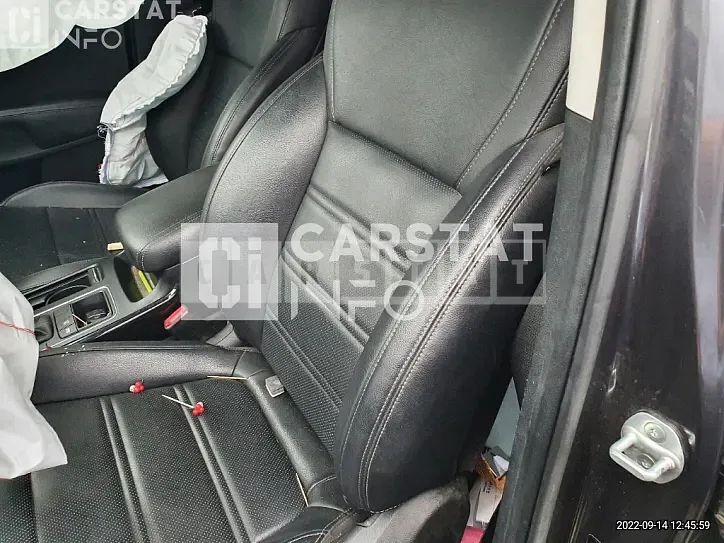 Photo 2 of 16: 2015 Kia Sorento 2.0 — Korean insurance auction