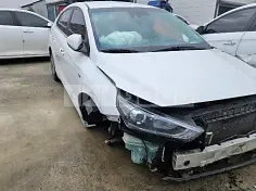 Photo 2 of 14: 2020 Hyundai Modern Ionic, VIN KMHC851CGLU171502 — Korean insurance auction