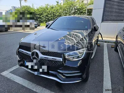 Photo 1 of 13: 2020 Mercedes-Benz GLC300 e 4Matic Coupe — Korean insurance auction