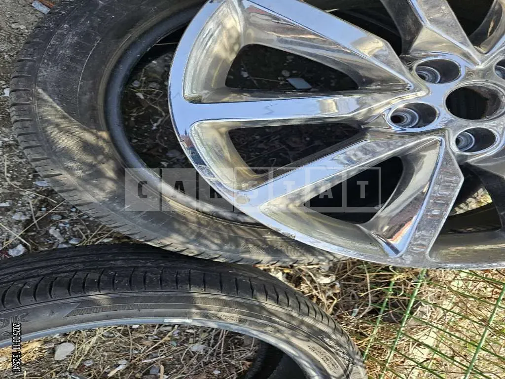 Photo 3 of 3: 2015 Kia (parts) Sorento Wheels — Korean insurance auction