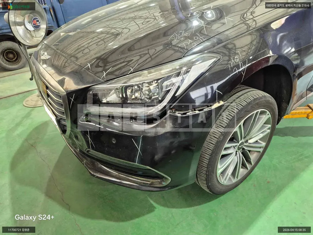 Photo 2 of 48: 2017 Hyundai Genesis G80, VIN KMHGL41DBHU233004 — Korean insurance auction