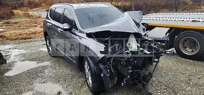 Photo 1 of 9: 2018 Hyundai Santa Fe TM, VIN KMHS281CBKU047573 — Korean insurance auction