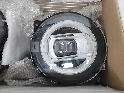 Photo 1 of 4: 2021 Mercedes-Benz (parts) G63 Headlamp — Korean insurance auction
