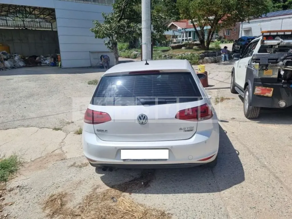 Photo 2 of 6: 2015 Volkswagen Golf 2.0 TDI BMT — Korean insurance auction