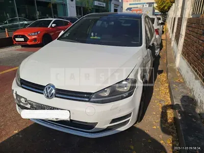 Photo 1 of 22: 2015 Volkswagen Golf 2.0 TDI BMT, VIN WVWZZZAUZFW064258 — Korean insurance auction