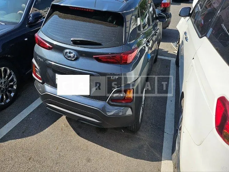 Photo 2 of 10: 2019 Hyundai Kona — Korean insurance auction