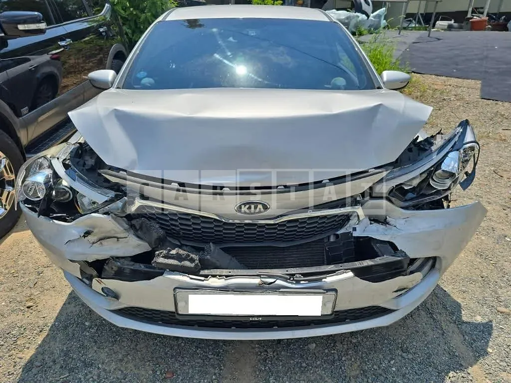 Photo 2 of 24: 2015 Kia K3, VIN KNAFJ412BFA485231 — Korean insurance auction
