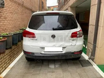 Photo 1 of 13: 2016 Volkswagen Tiguan 2.0 TDI BMT, VIN WVGZZZ5NZGW050886 — Korean insurance auction