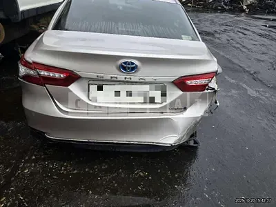 Photo 1 of 6: 2018 Toyota Camry Hybrid — Korean insurance auction