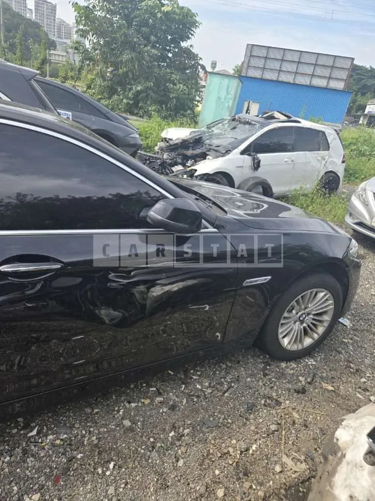 Photo 2 of 8: 2015 BMW 520d — Korean insurance auction