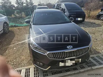Photo 1 of 11: 2017 Kia K7 — Korean insurance auction