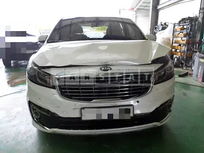 Photo 1 of 34: 2015 Kia Carnival, VIN KNAME81ABGS122272 — Korean insurance auction
