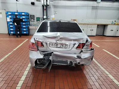 Photo 1 of 23: 2015 Mercedes-Benz E220 BlueTec, VIN WDDHF0AB4FB168115 — Korean insurance auction