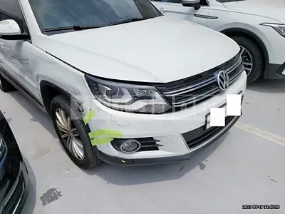 Photo 1 of 7: 2016 Volkswagen Tiguan 2.0 TDI BMT, VIN WVGZZZ5NZGW571525 — Korean insurance auction