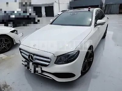Photo 1 of 23: 2016 Mercedes-Benz E300 — Korean insurance auction