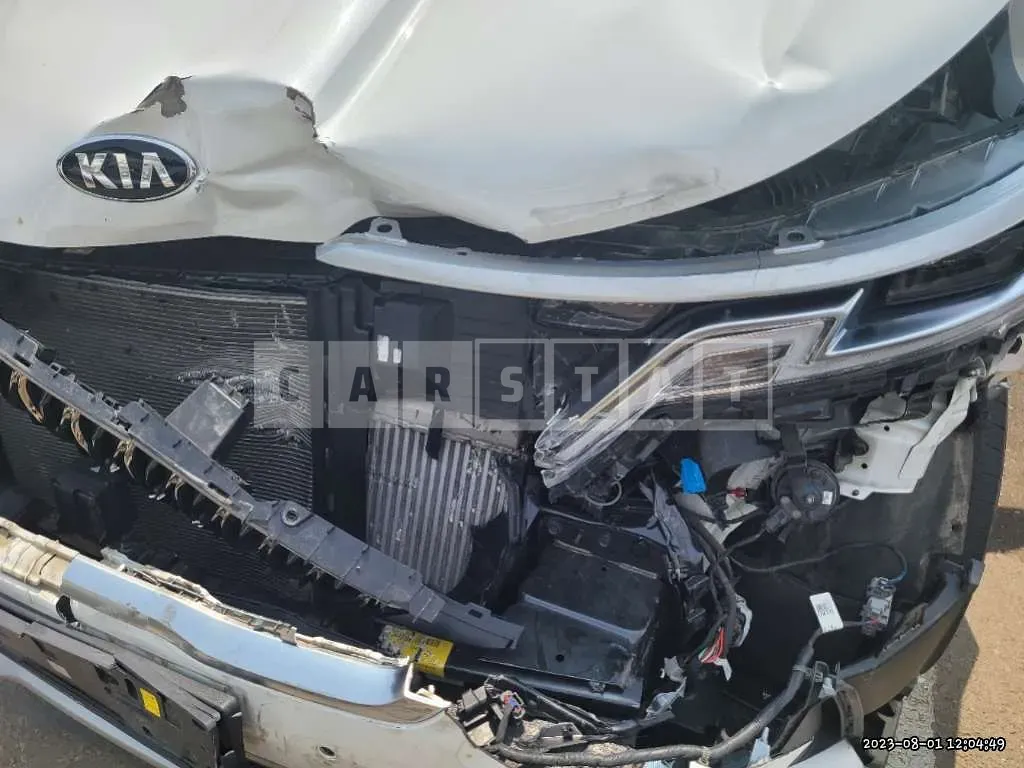 Photo 2 of 12: 2021 Kia Carnival, VIN KNANB81BBMS108922 — Korean insurance auction