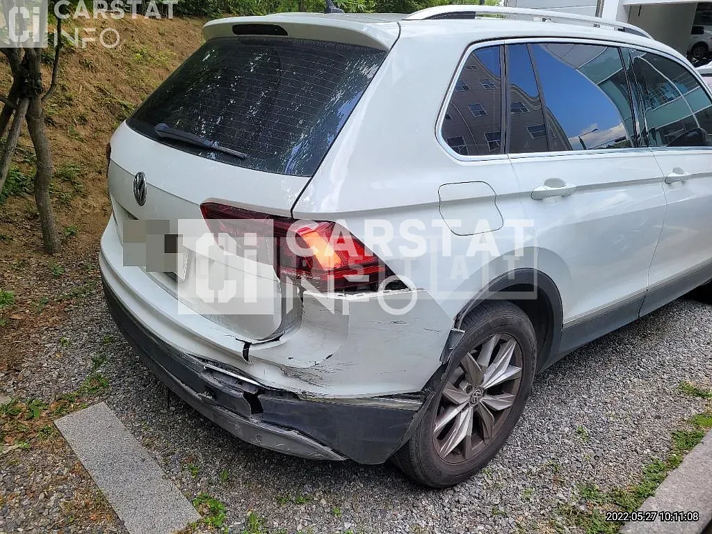 Photo 2 of 9: 2018 Volkswagen Tiguan 2.0 TDI, VIN WVGZZZ5NZJW943691 — Korean insurance auction