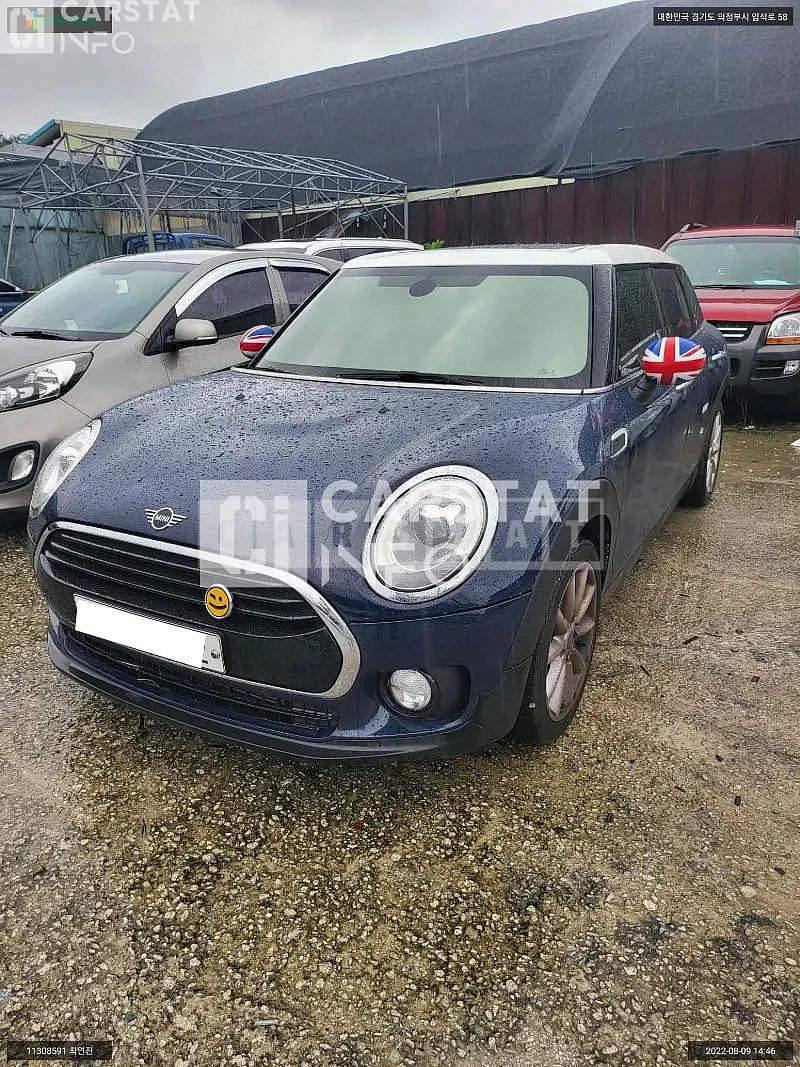 Photo 2 of 9: 2019 MINI Cooper Clubman, VIN WMWLN5105K2H75427 — Korean insurance auction