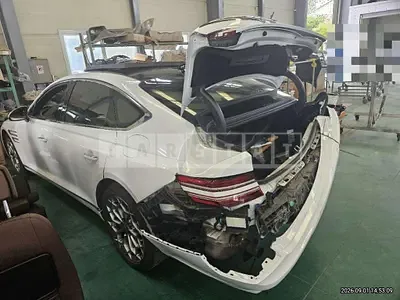 Photo 1 of 16: 2022 Genesis G80 — Korean insurance auction