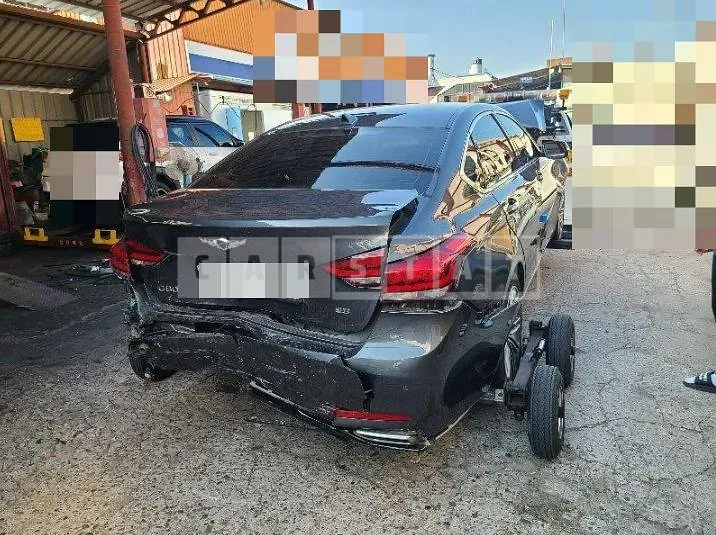Photo 2 of 25: 2019 Genesis G80 3.3 — Korean insurance auction