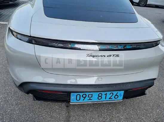 Photo 2 of 16: 2024 Porsche Taycan — Korean insurance auction