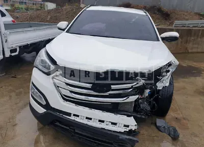 Photo 1 of 21: 2015 Hyundai Santa Fe, VIN KMHSW81UBFU468770 — Korean insurance auction