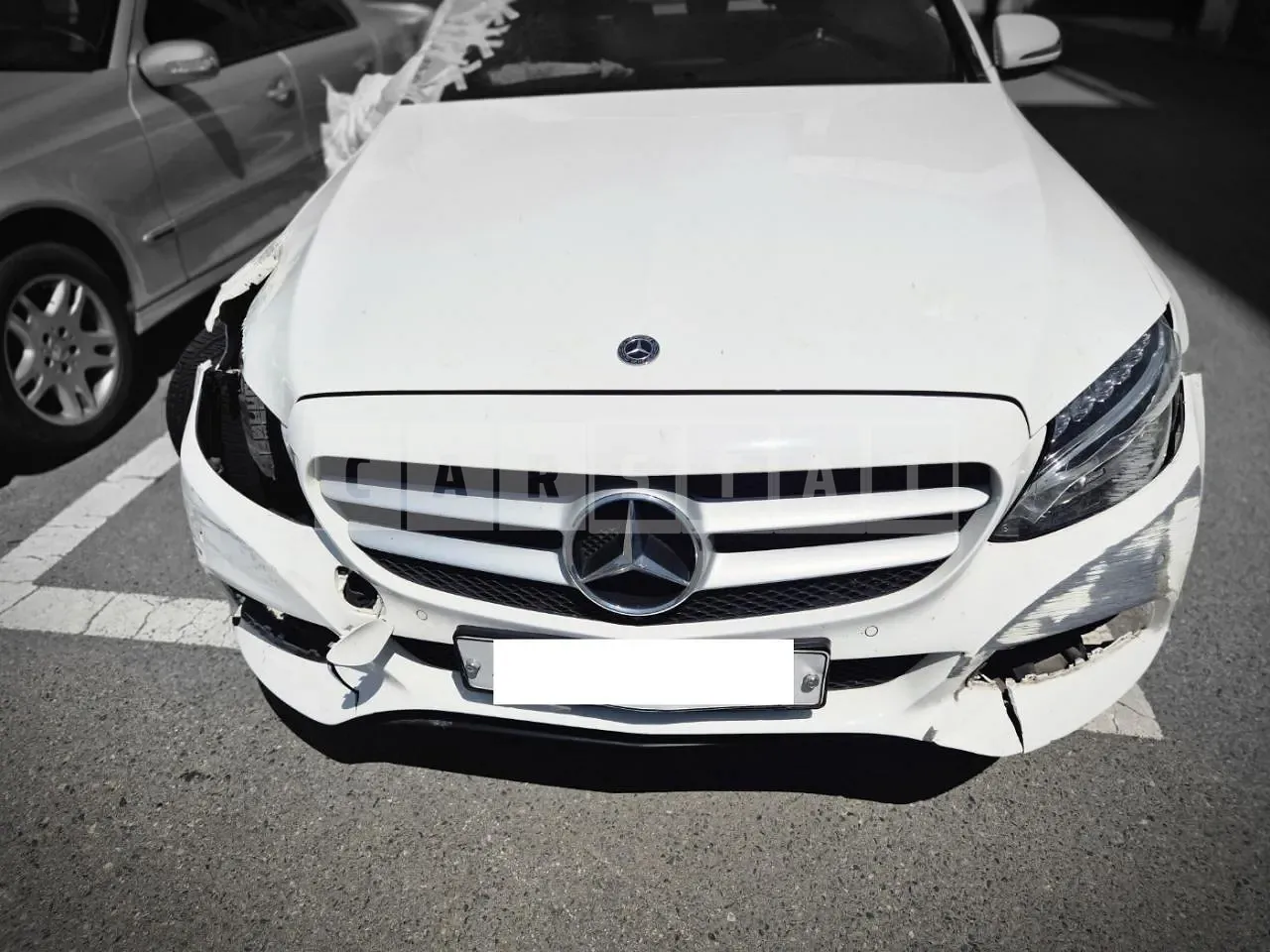Photo 2 of 41: 2018 Mercedes-Benz C200d, VIN WDDWF3HB8JR365609 — Korean insurance auction