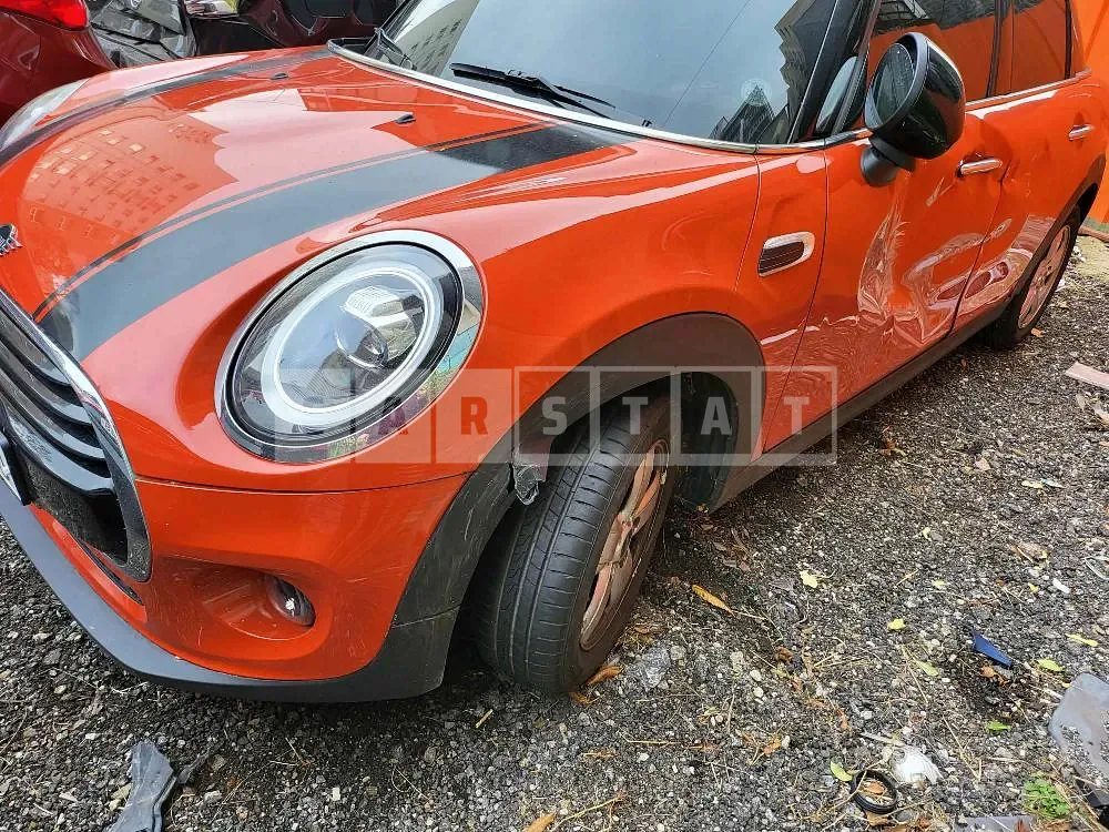 Photo 2 of 17: 2019 MINI Cooper 5 Door, VIN WMWXV7105L2L75024 — Korean insurance auction