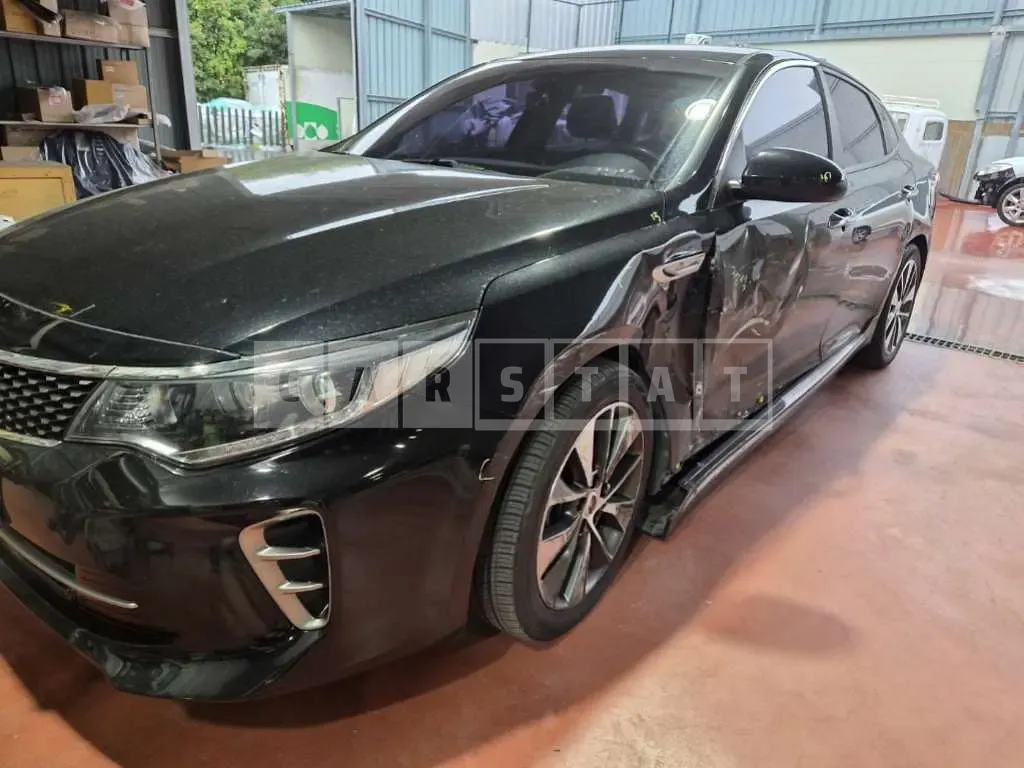 Photo 2 of 20: 2016 Kia K5 — Korean insurance auction