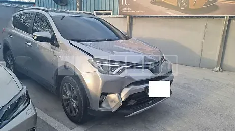 Photo 2 of 20: 2018 Toyota RAV4 Hybrid, VIN JTMDJREV4JD252660 — Korean insurance auction