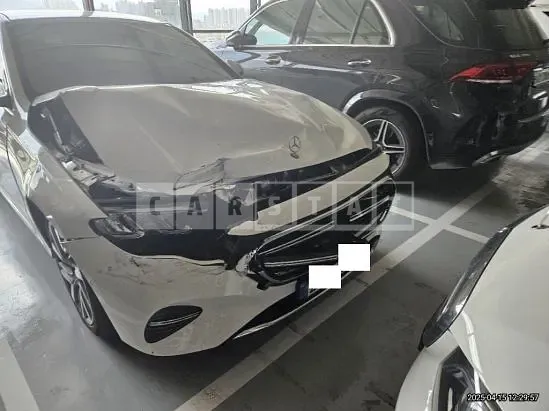 Photo 2 of 50: 2024 Mercedes-Benz E220d 4Matic — Korean insurance auction